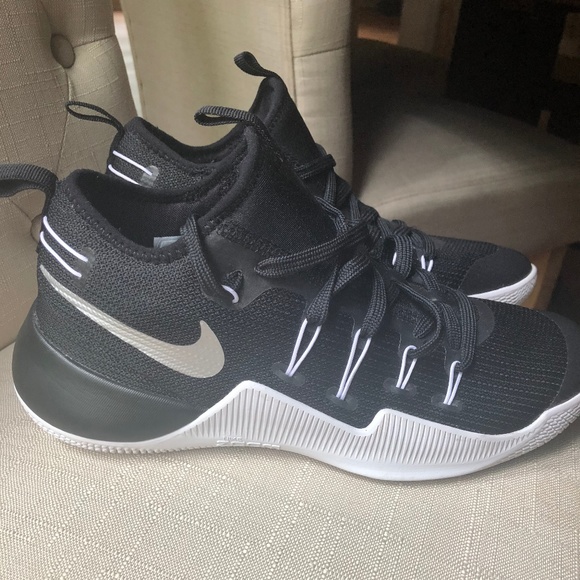 nike zoom hypershift